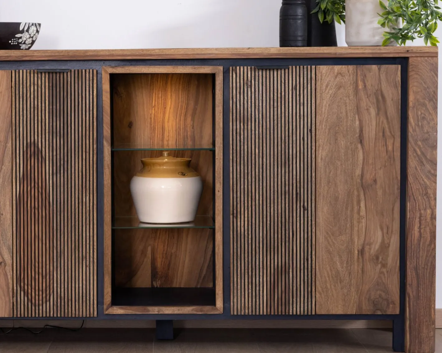 Online Bahut en palissandre et acacia "Enoa" avec étagères en verre Buffet Et Bahut