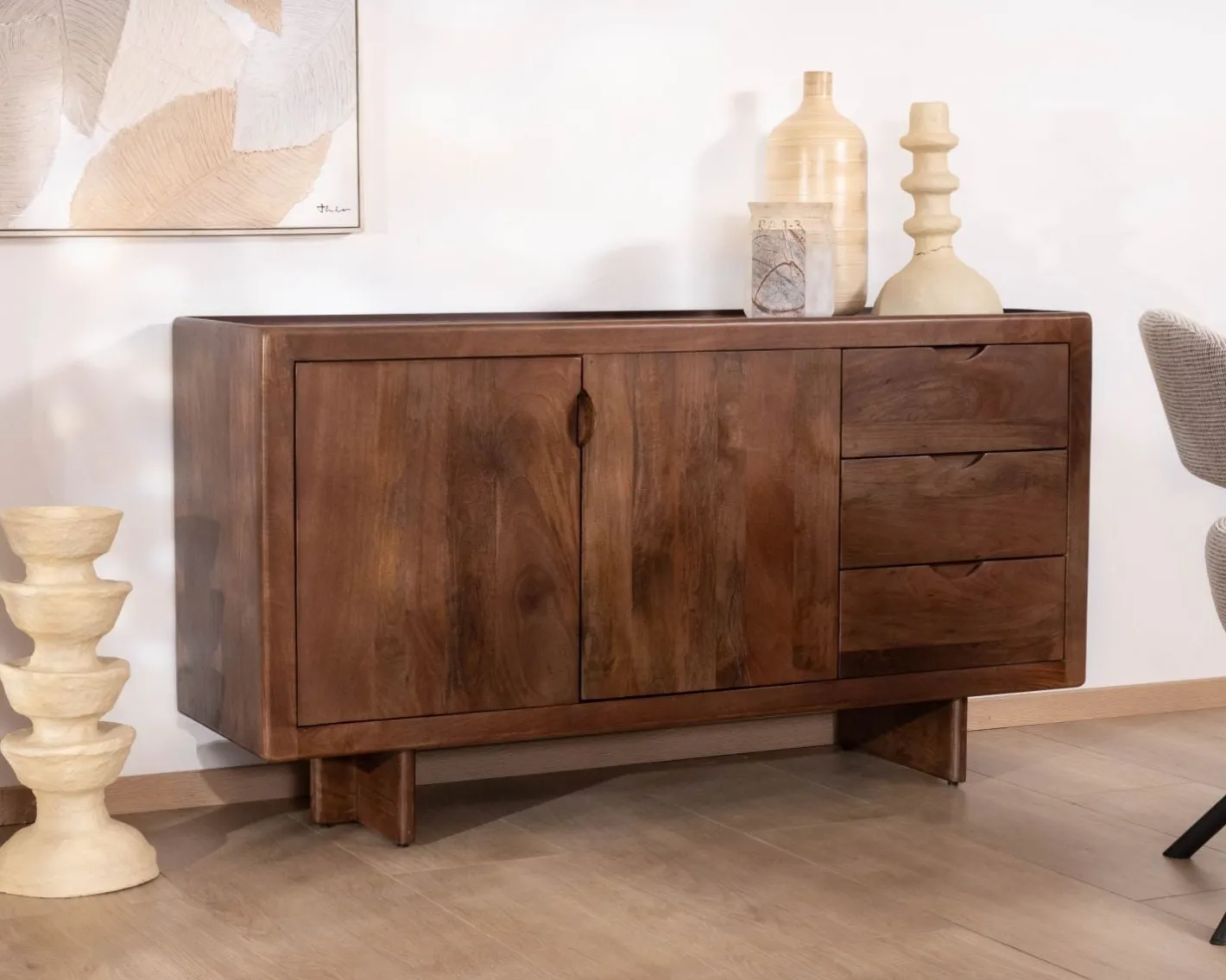 Bahut rétro en manguier massif avec tiroirs teinte noyer "Odessa" 150 cm Buffet Et Bahut