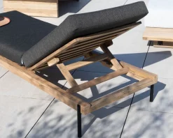 Bain de soleil matelassé chic & contemporain en teck, aluminium et tissu gris foncé "Hélios" Bain De Soleil