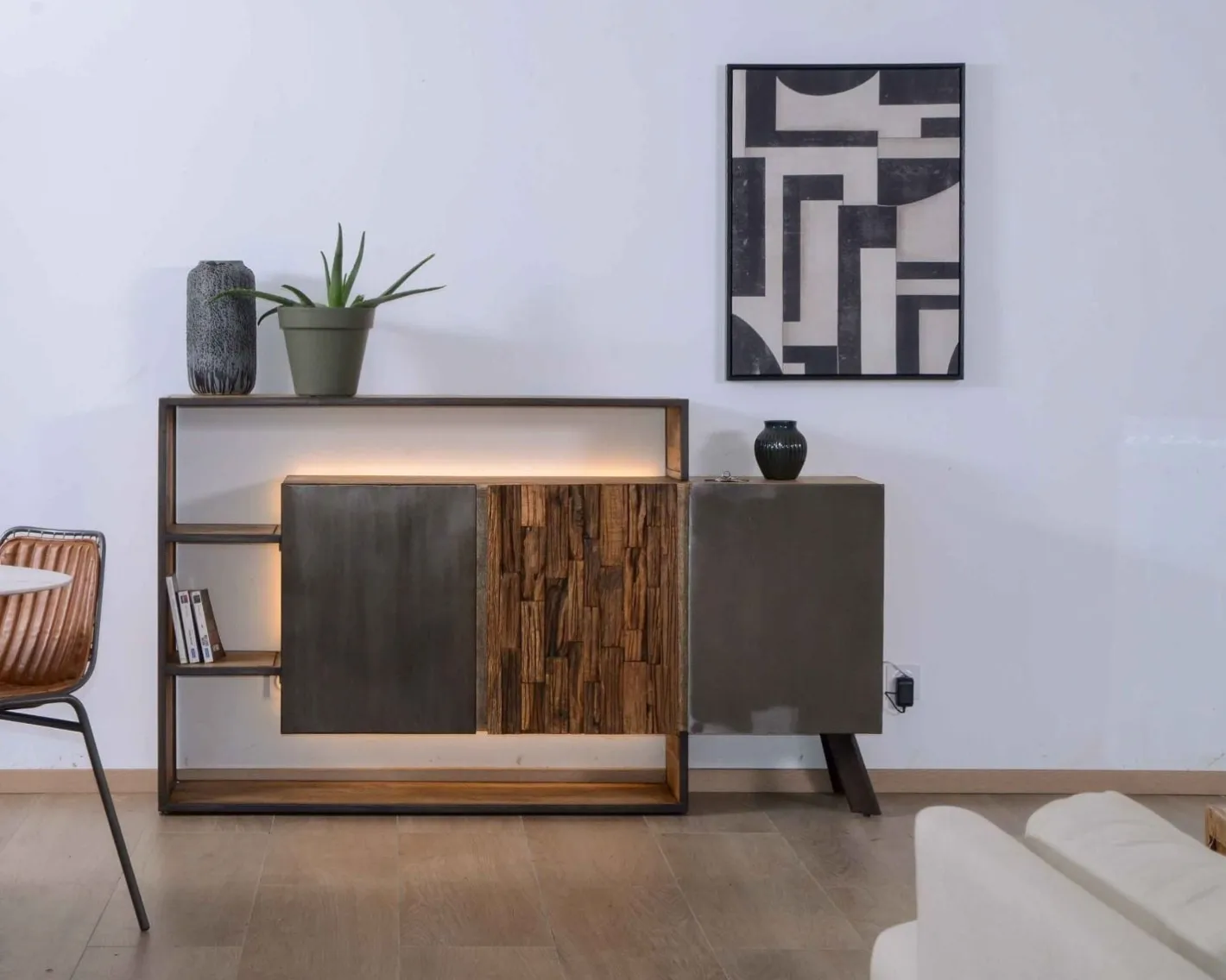 Hot Buffet design bois massif avec LED et décor métal et ciment "Mezzo" Buffet Et Bahut