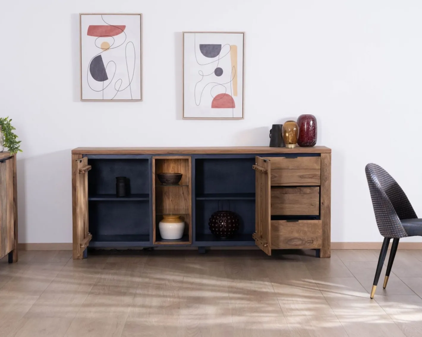 Outlet Buffet multi-rangements avec étagères en verre "Enoa" en palissandre et acacia 200 cm Buffet Et Bahut