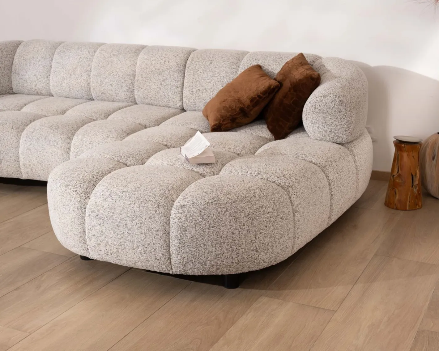 Clearance Canapé avec assise électrique et méridienne à droite "Syltan" tissu blanc cassé tramé Canapé D'Angle