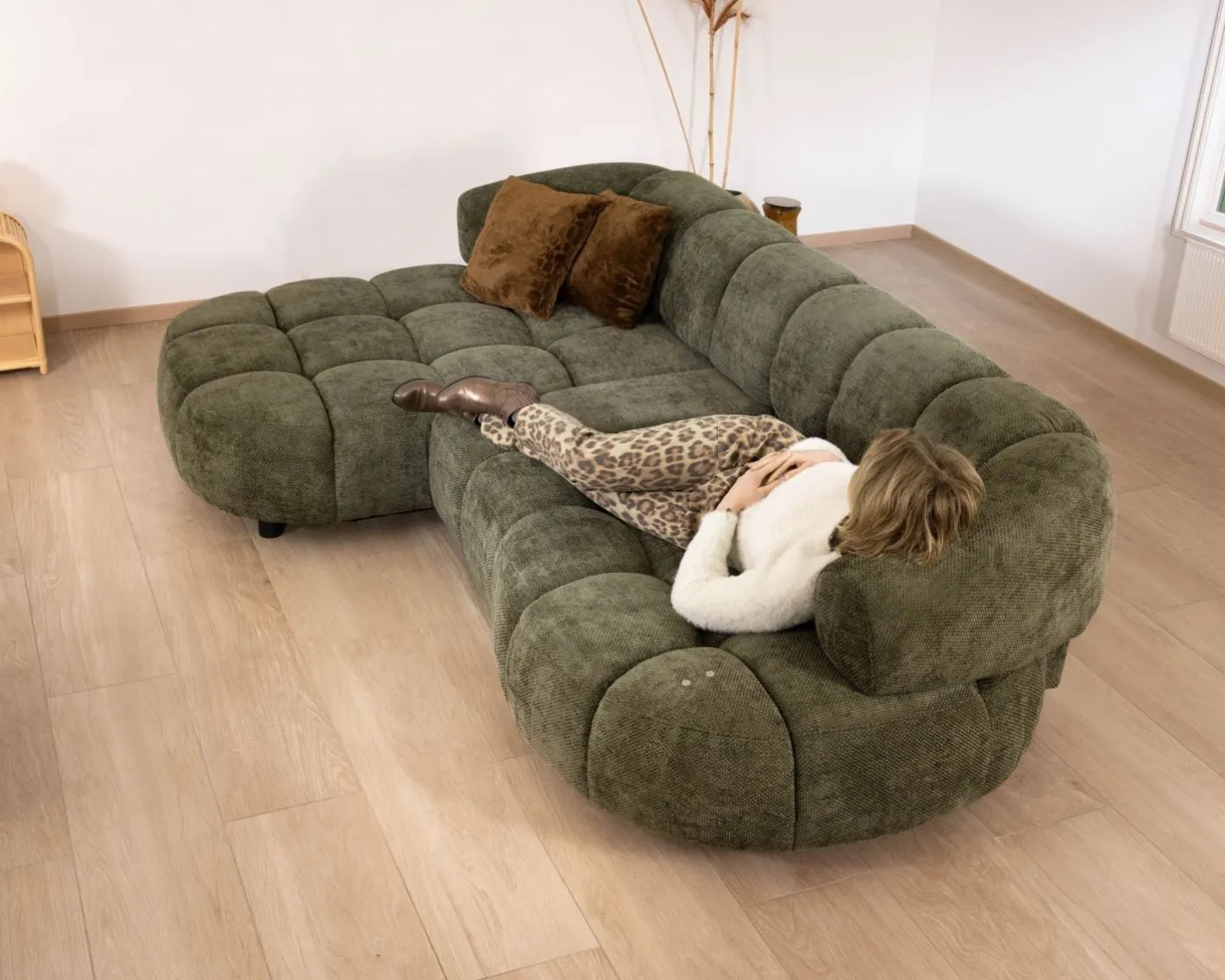 Online Canapé en tissu vert avec extension électrique et méridienne retour gauche "Syltan" Canapé D'Angle