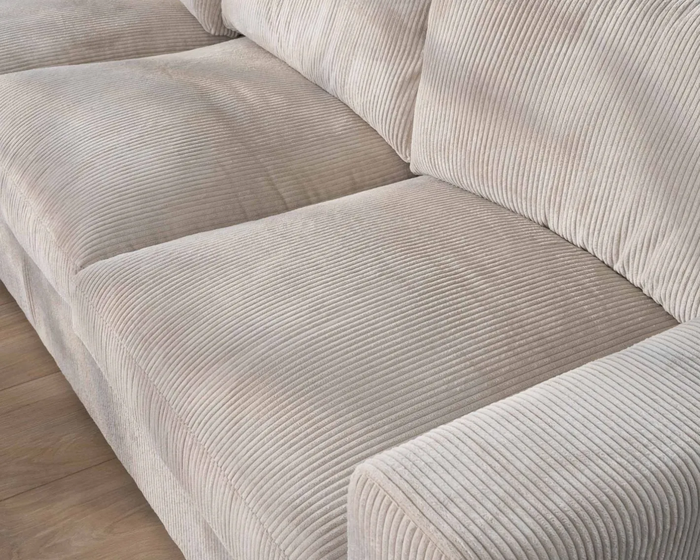 Canapé 3 places avec pouf ottoman carré en velours côtelé gris chaud "Tuléar" Canapé D'Angle|Canapé Modulable