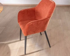Clearance Chaise avec accoudoirs en velours rouge terracotta et pieds métal noir