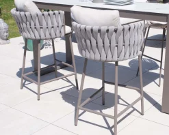 Outlet Chaise de bar ultra chic dossier en tissu tressé gris et pieds aluminium 