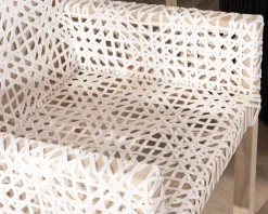 Best Chaise de repas avec accoudoirs en cuir blanc tressé et teck "Mambow" Chaise