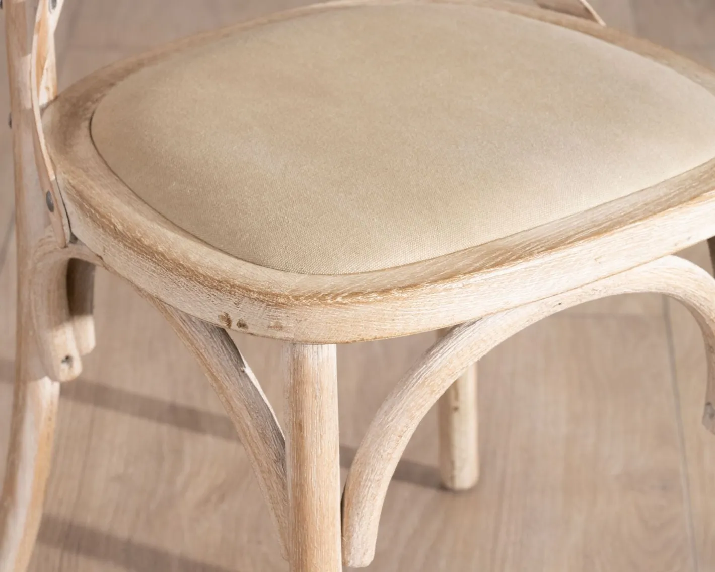 Sale Chaise de repas esprit bistrot en chêne et assise tissu "Brosti" Chaise