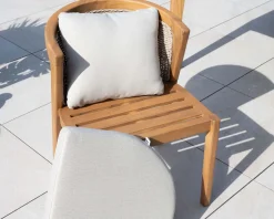 Online Chaise d'extérieur haut de gamme et design en teck avec coussins écru chiné 