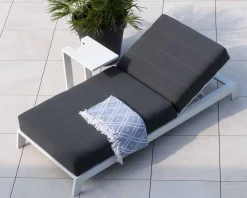 Discount Chaise longue haut de gamme matelassée gris foncé alu blanc 