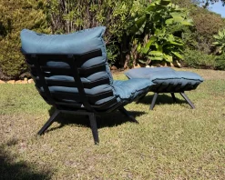 Chaise longue haut de gamme turquoise et noire avec repose-pieds modulaire