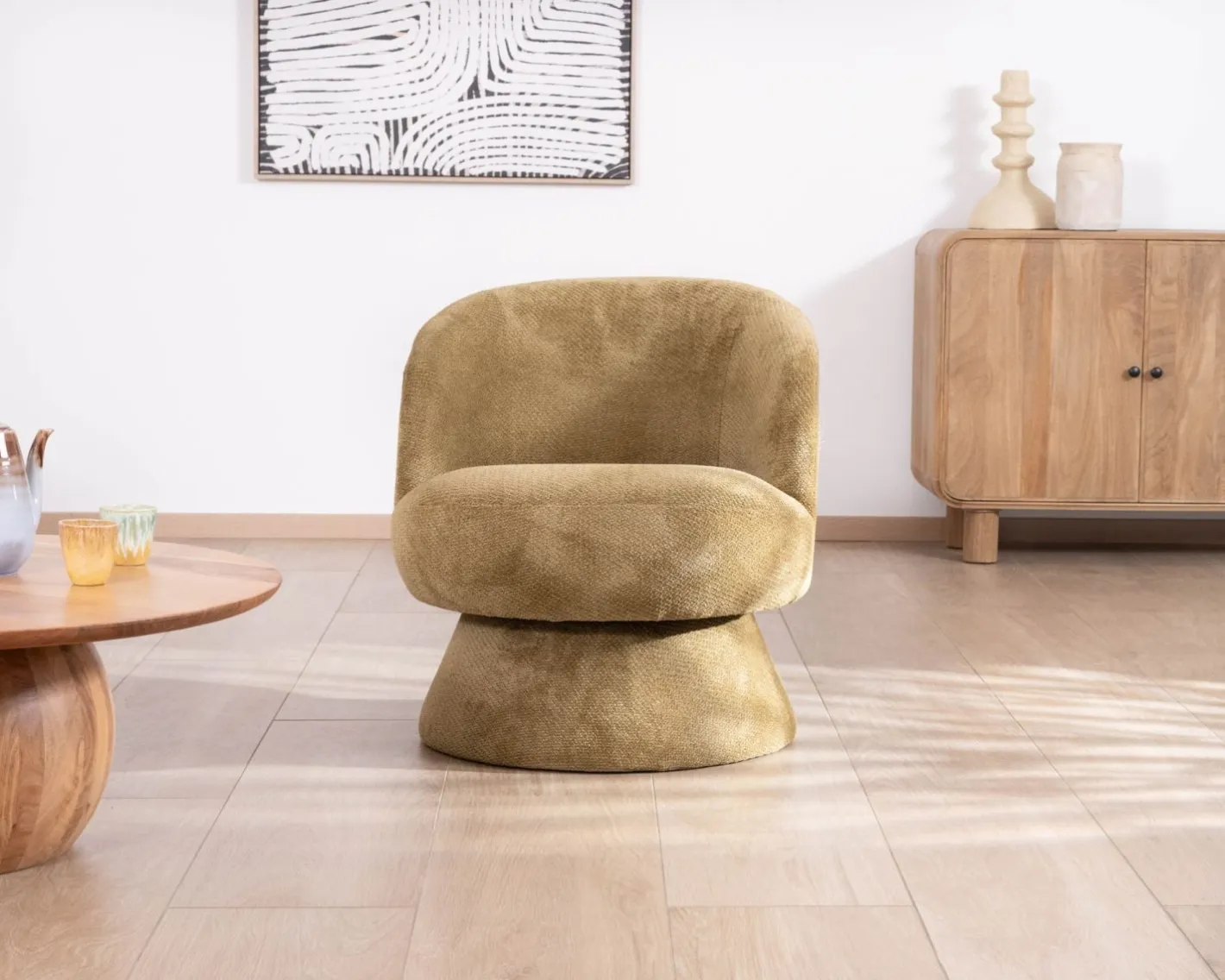 Sale Chauffeuse design enveloppant sur pied 360° en tissu chenillé vert doré "Ladoga" Fauteuil