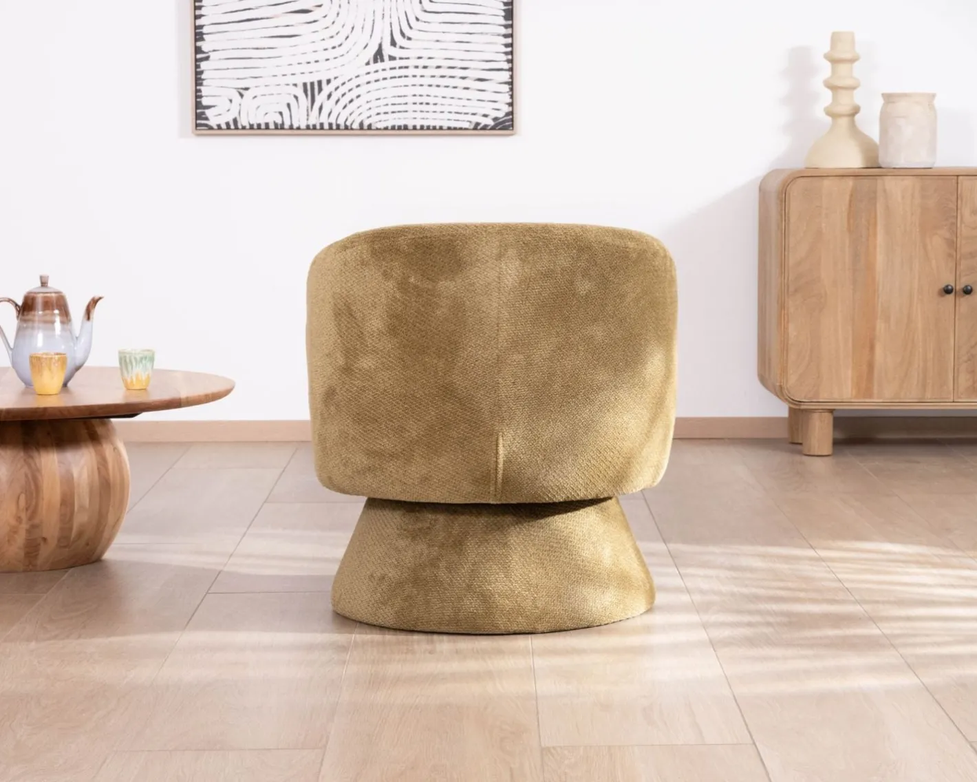 Sale Chauffeuse design enveloppant sur pied 360° en tissu chenillé vert doré "Ladoga" Fauteuil