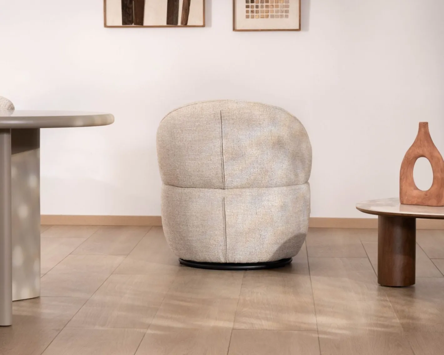 New Chauffeuse effet boule avec surpiqures en tissu bouclette beige tramé "Sweet Culture" esprit cocoon Fauteuil