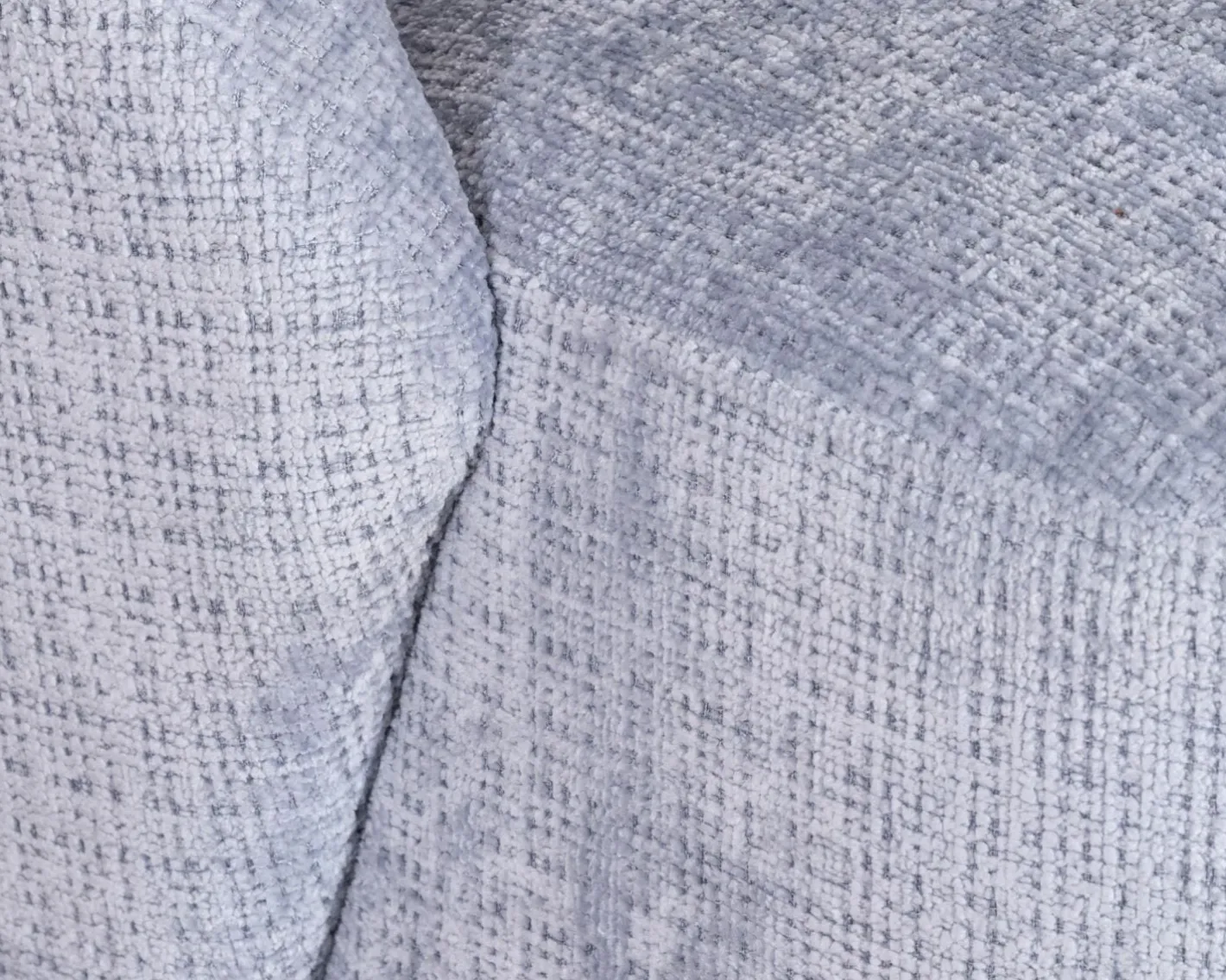 Hot Chauffeuse tournante design épuré en tissu bleu glacier "Marylin" Fauteuil