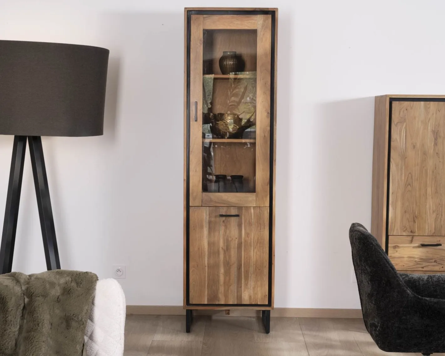 Outlet Colonne vitrée style industriel en acacia "Baltik" verre teinté marron Vitrine Et Argentier|Rangement