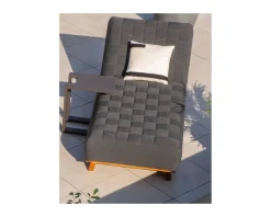 Coussin carré design en coton brodé blanc et noir "Kavon" 45x45cm Décoration