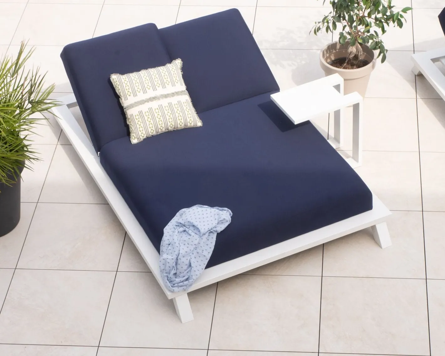 Discount Coussin décoratif carré beige et vert avec franges en lin "Solira" Décoration