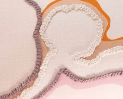 Hot Coussin en tissu motif brodé et imprimé 