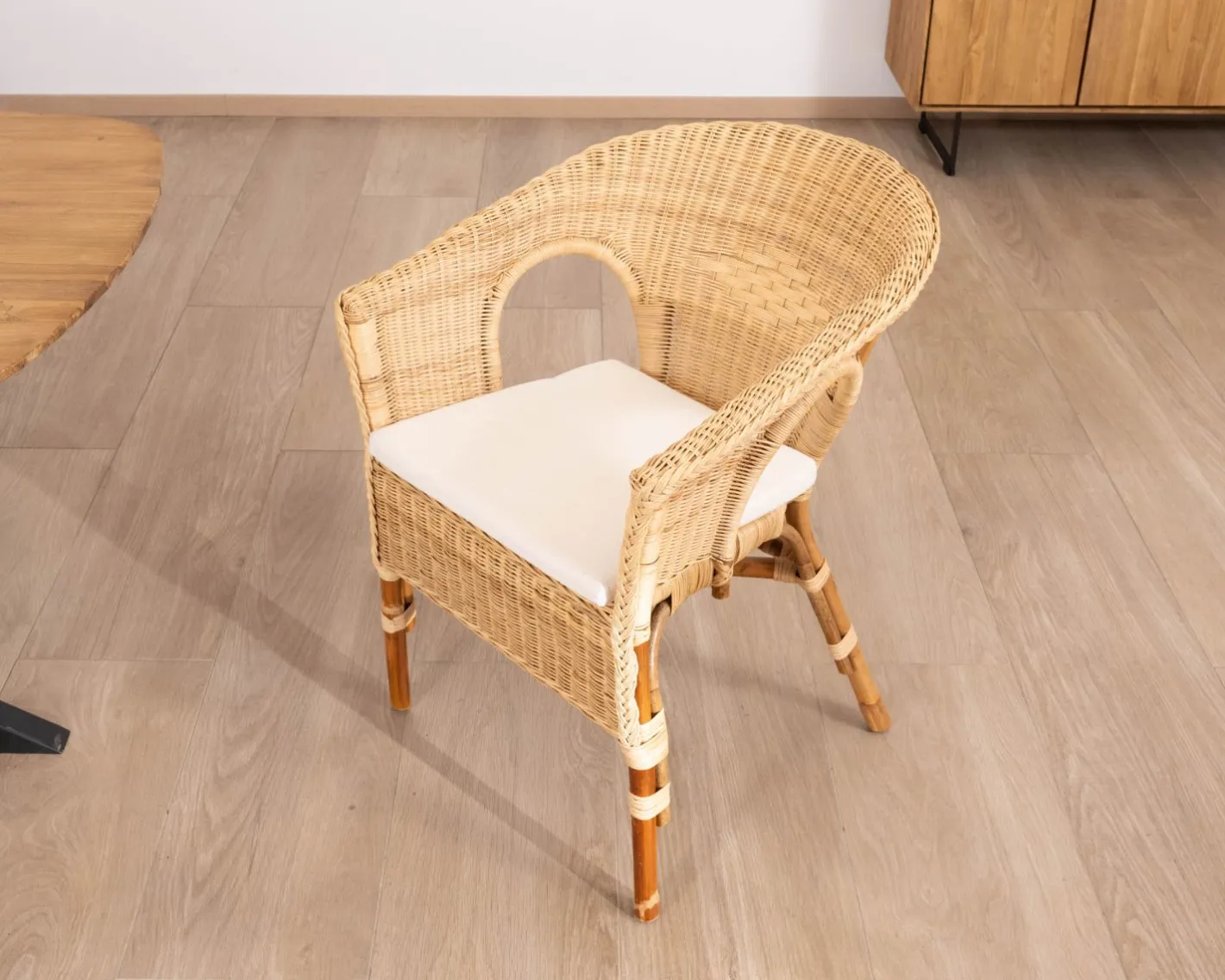 Clearance Elégant petit fauteuil en rotin tressé avec assise tissu "Noho" Fauteuil|Chaise