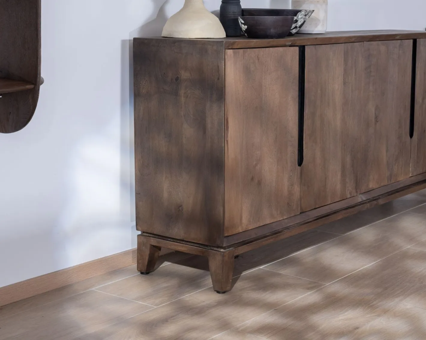 Enfilade 4 portes style rétro en manguier massif "Slody" Buffet Et Bahut