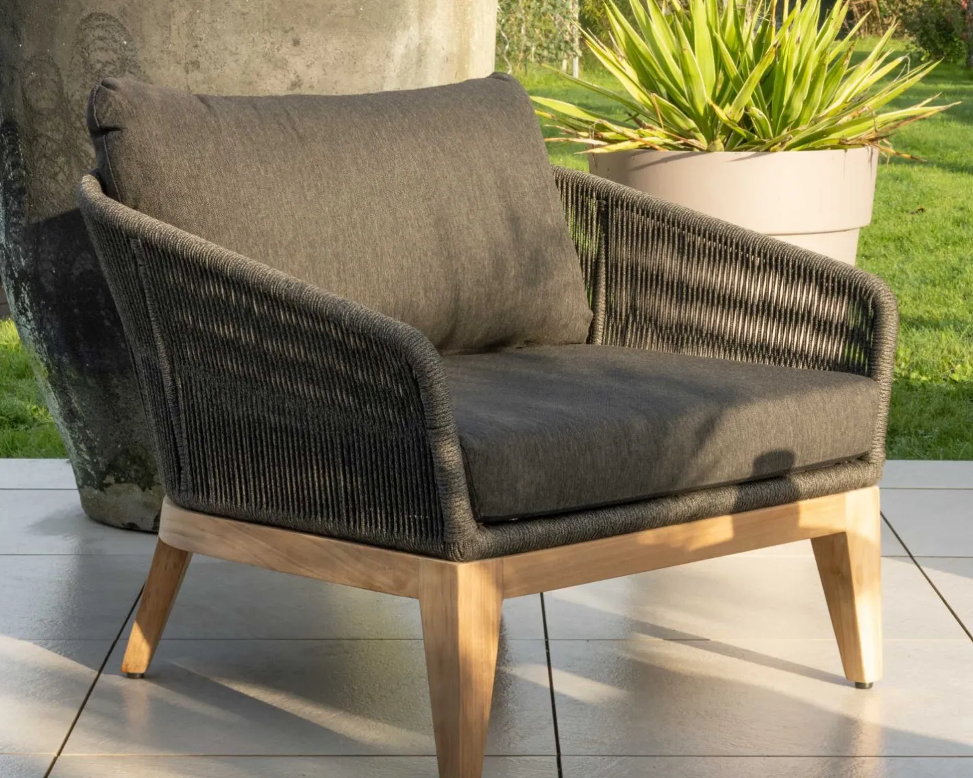 New Ensemble de jardin haut de gamme 3 pièces en teck et tissu gris foncé "Tuléo" Canapé De Jardin|Salon De Jardin