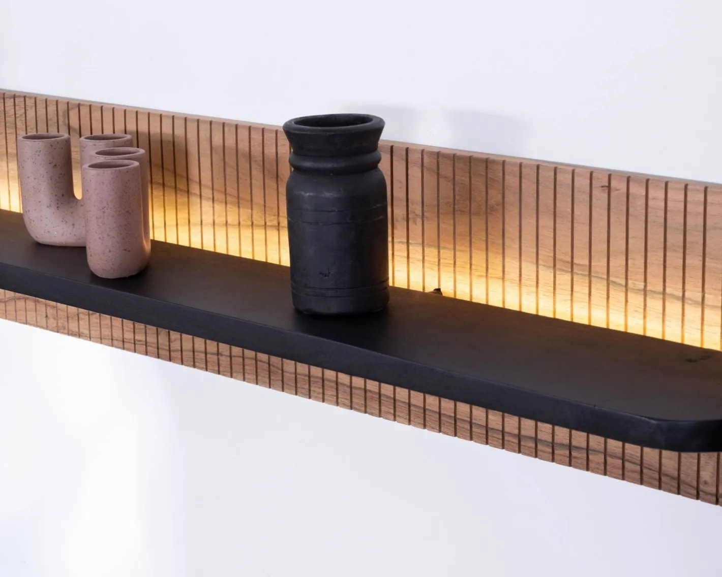 Outlet Etagère murale en acacia avec éclairage LED "Bopee" Etagère|Décoration