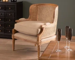 Clearance Fauteuil cannage et bois sculpté esprit vintage chic