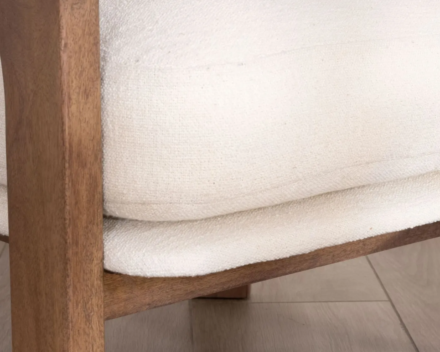 New Fauteuil d'appoint design scandinave en tissu bouclette écru "Archéa" Fauteuil