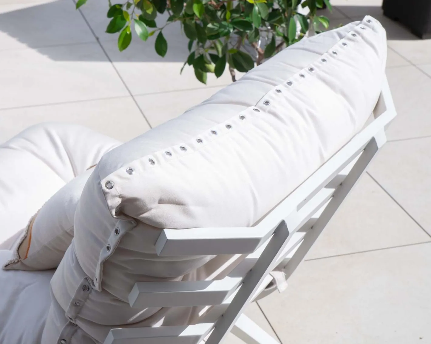 Discount Fauteuil d'extérieur blanc avec repose-pieds modulaire structure aluminium blanche "Lisca" Bain De Soleil|Fauteuil De Jardin