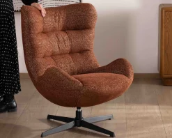 Hot Fauteuil enveloppant et pivotant esprit cocooning et rétro "Calista" en tissu bouclette terracotta Fauteuil