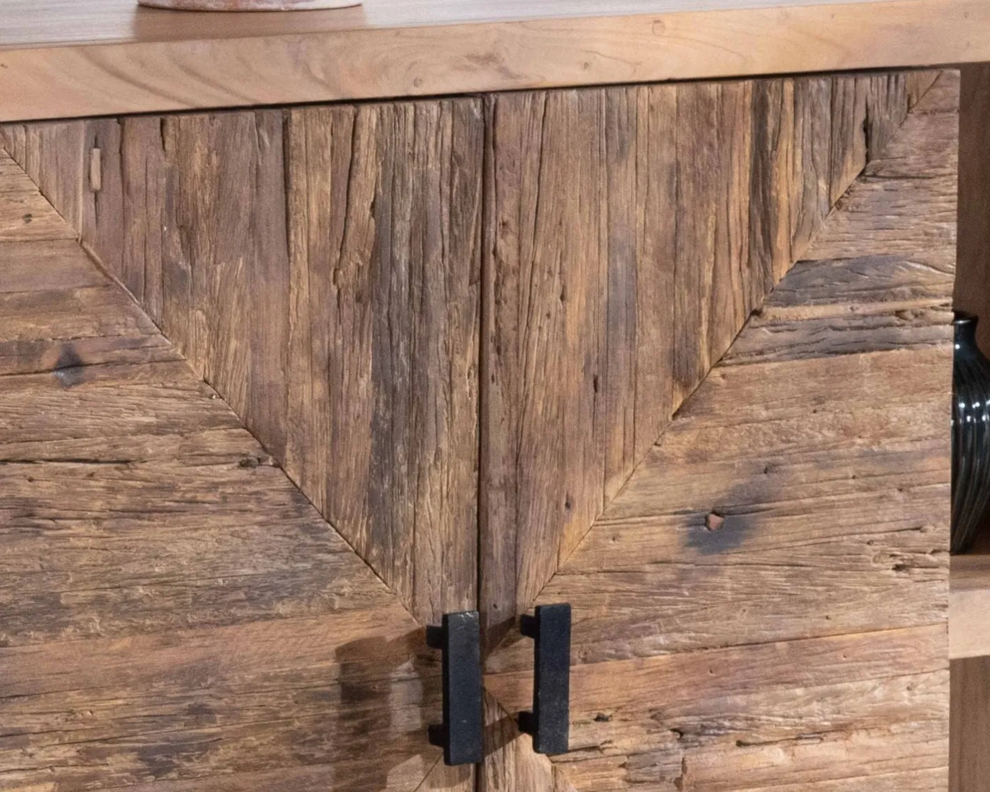 Outlet Grand buffet bas acacia massif 175cm style ethnique "Géonidum" Buffet Et Bahut