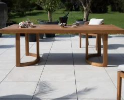 Online Grande table de repas extérieure 240 cm en teck "Orchaise" finition naturelle Table À Manger Rectangulaire