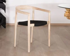 Sale Lot de 4 chaises contemporaines en teck naturel et assise noire "Tiska" Chaise