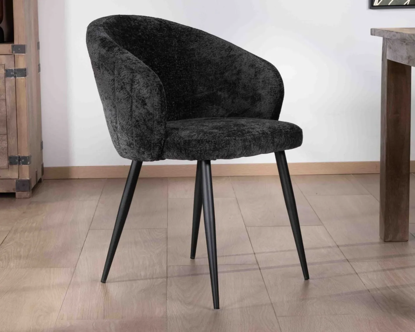 Clearance Lot de 2 chaises contemporaines et enveloppantes en tissu noir "Kandy" Chaise