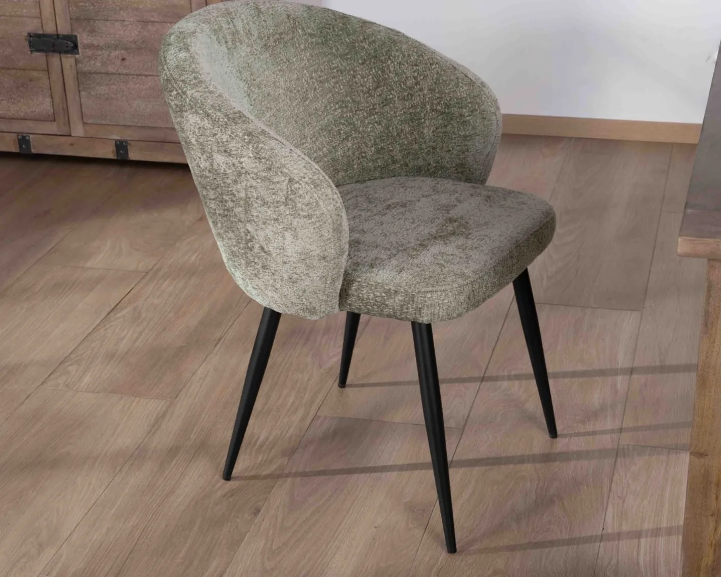 Online Lot de 2 chaises contemporaines et enveloppantes en tissu bouclé vert "Kandy" Chaise