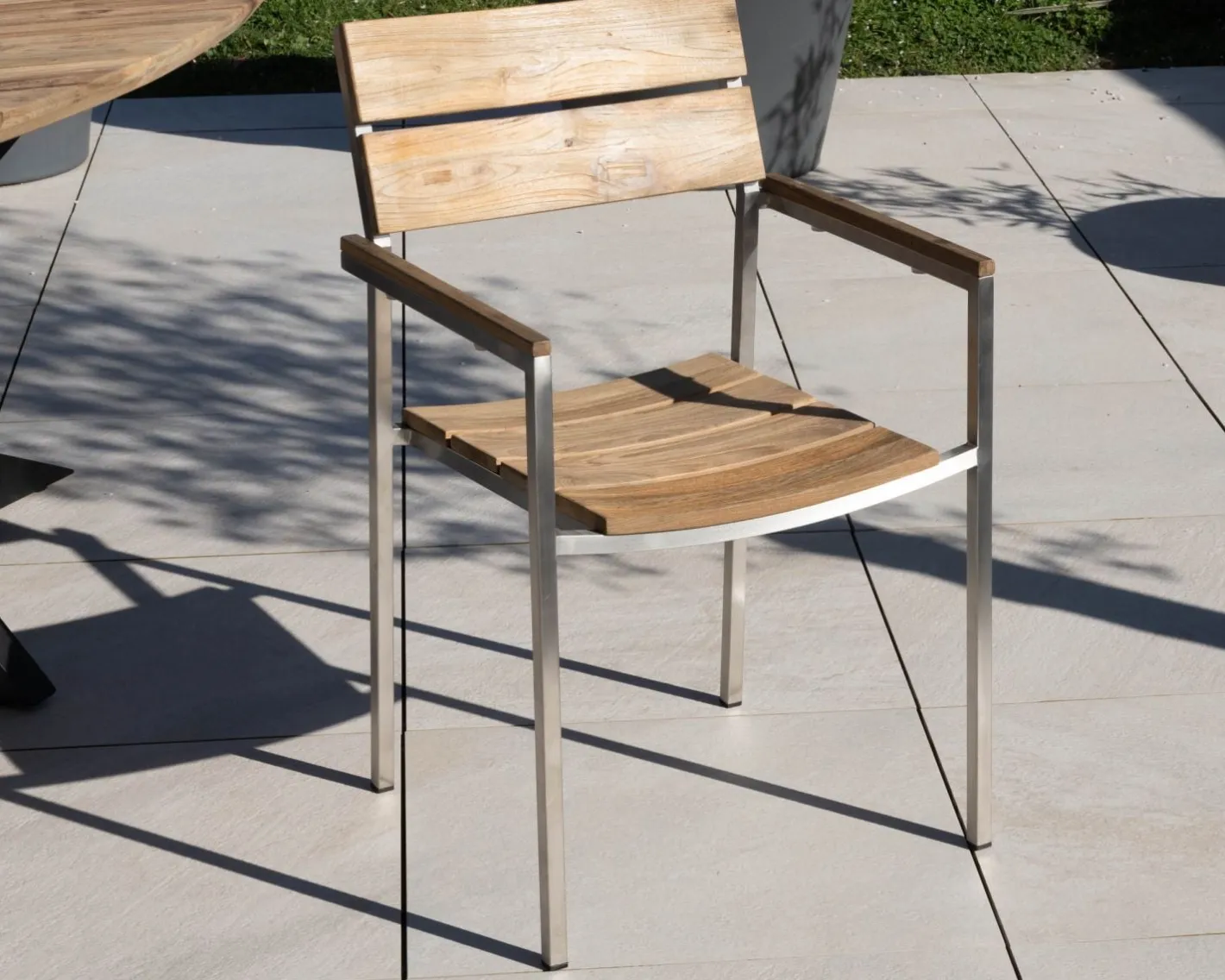 New Lot de 4 chaises de jardin empilables en teck et acier inoxydable "Melta" Chaise