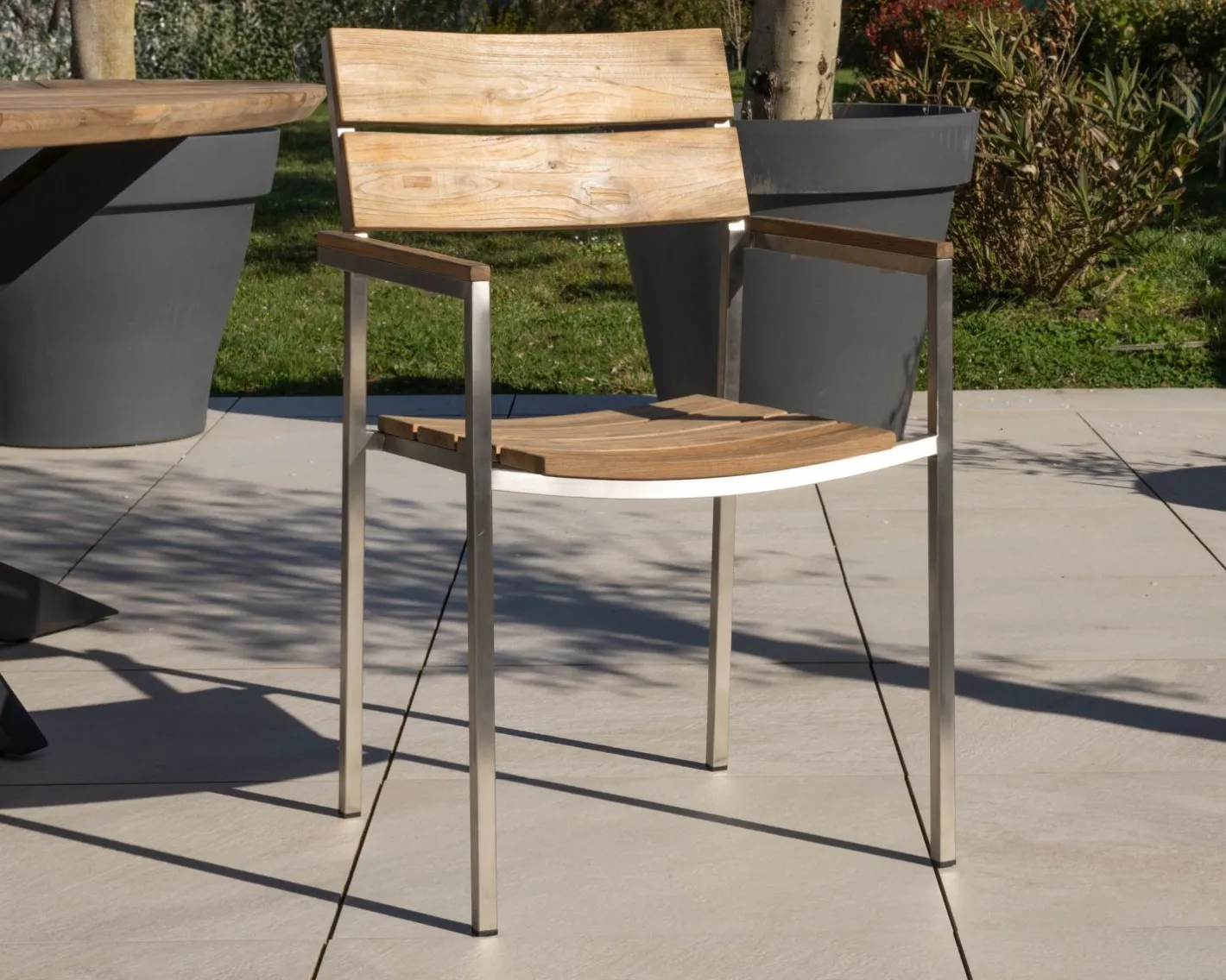 New Lot de 4 chaises de jardin empilables en teck et acier inoxydable "Melta" Chaise