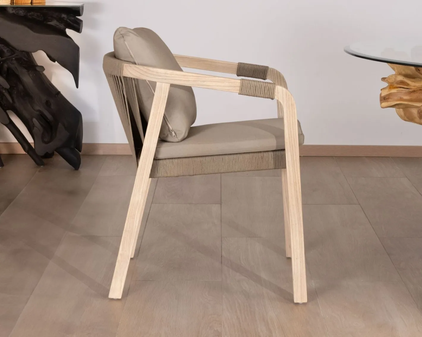Clearance Lot de 2 chaises de repas confort et design en teck recyclé "Eole" Chaise