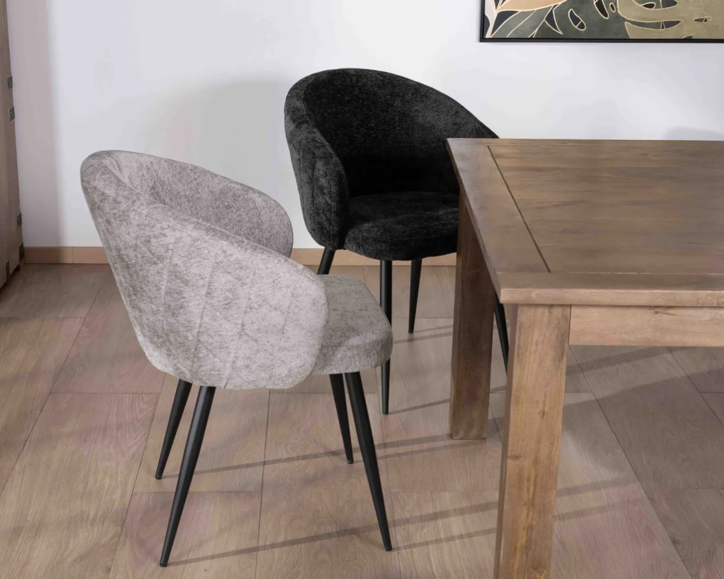 Hot Lot de 2 chaises de repas design en tissu gris clair et pieds métal noirs "Kandy" Chaise