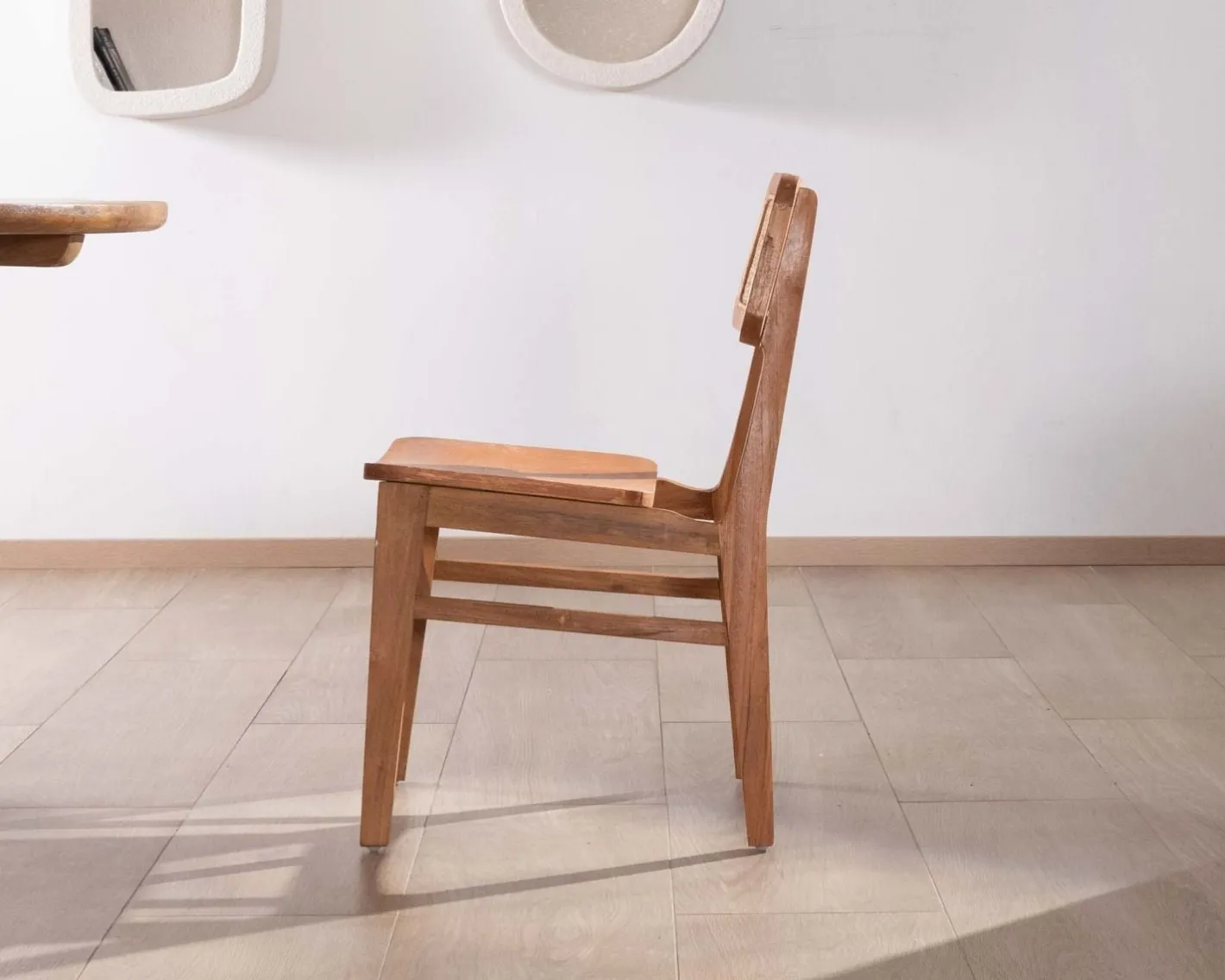 Lot de 2 chaises de repas en teck avec dossier en cannage "Natsu" Chaise