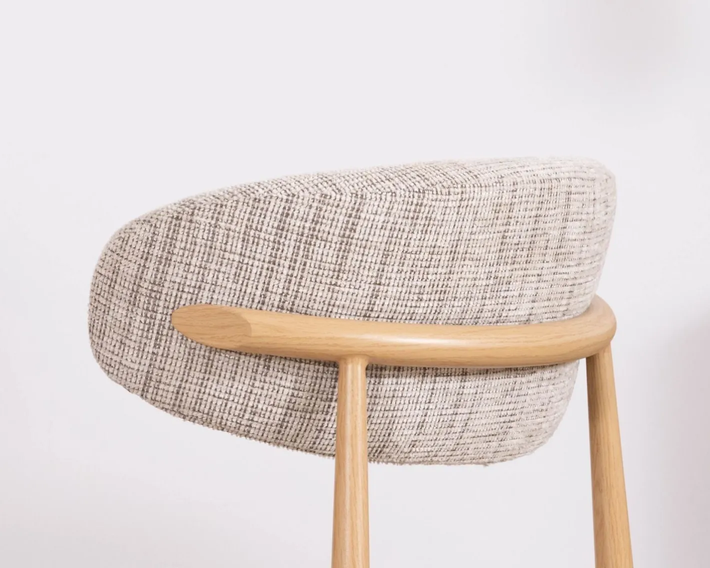 New Lot de 2 chaises de repas esprit rétro en tissu beige tramé marron "Arpège" pieds métal aspect bois clair Chaise