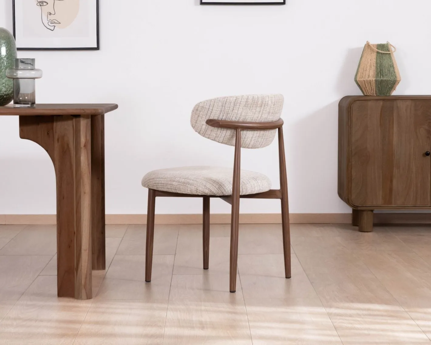 Hot Lot de 2 chaises de repas rétro en tissu tramé beige et marron "Arpège" pieds métal aspect noyer Chaise