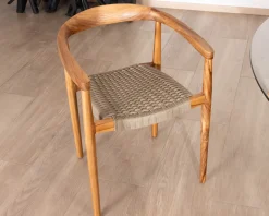 Sale Lot de 4 chaises en bois avec assise tressée taupe