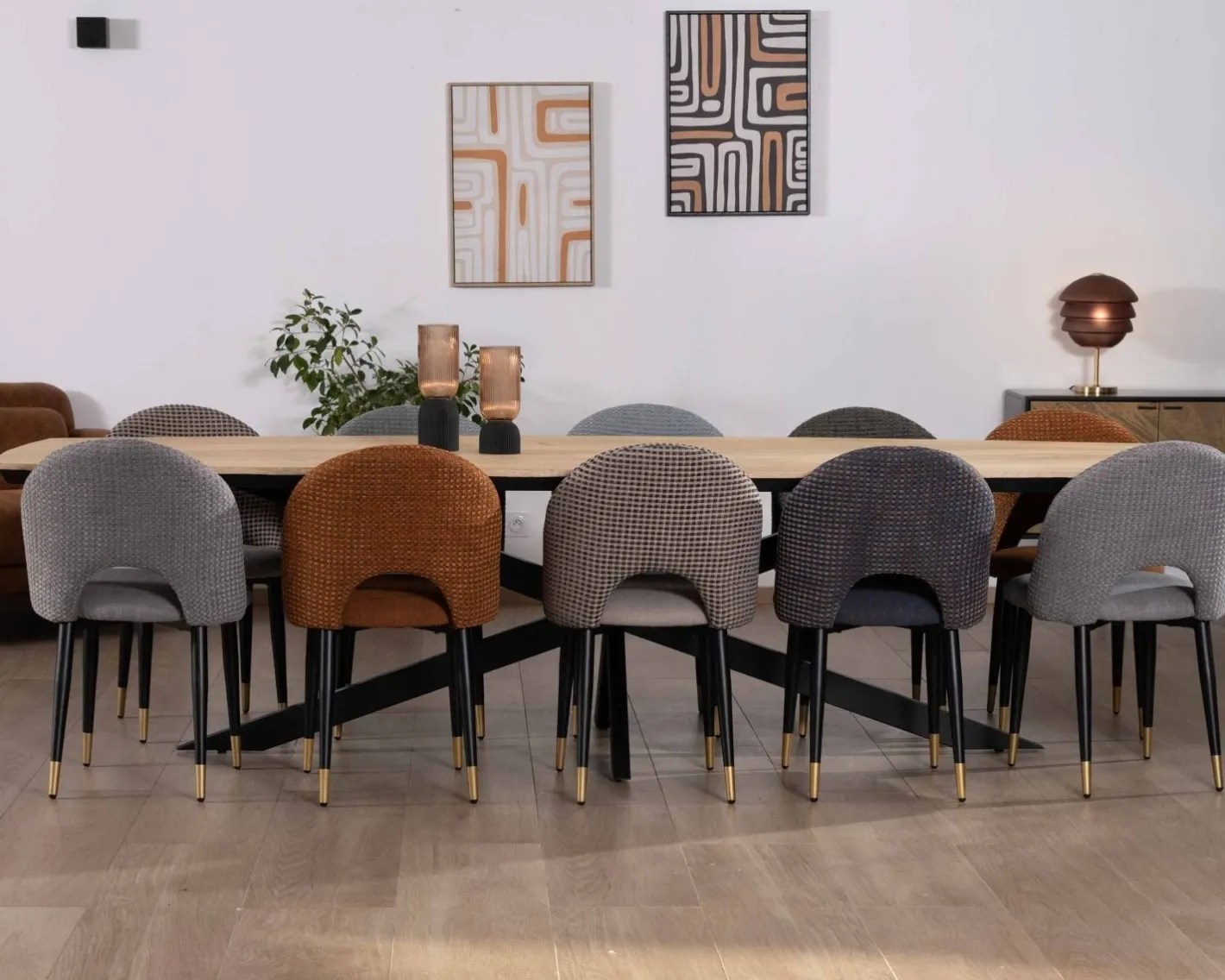 New Lot de 2 chaises en tissu taupe et pieds métal laqué noir "Vermont" Chaise
