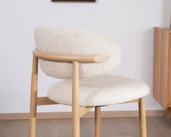Sale Lot de 2 chaises mi-hauteur style scandinave en tissu blanc cassé 