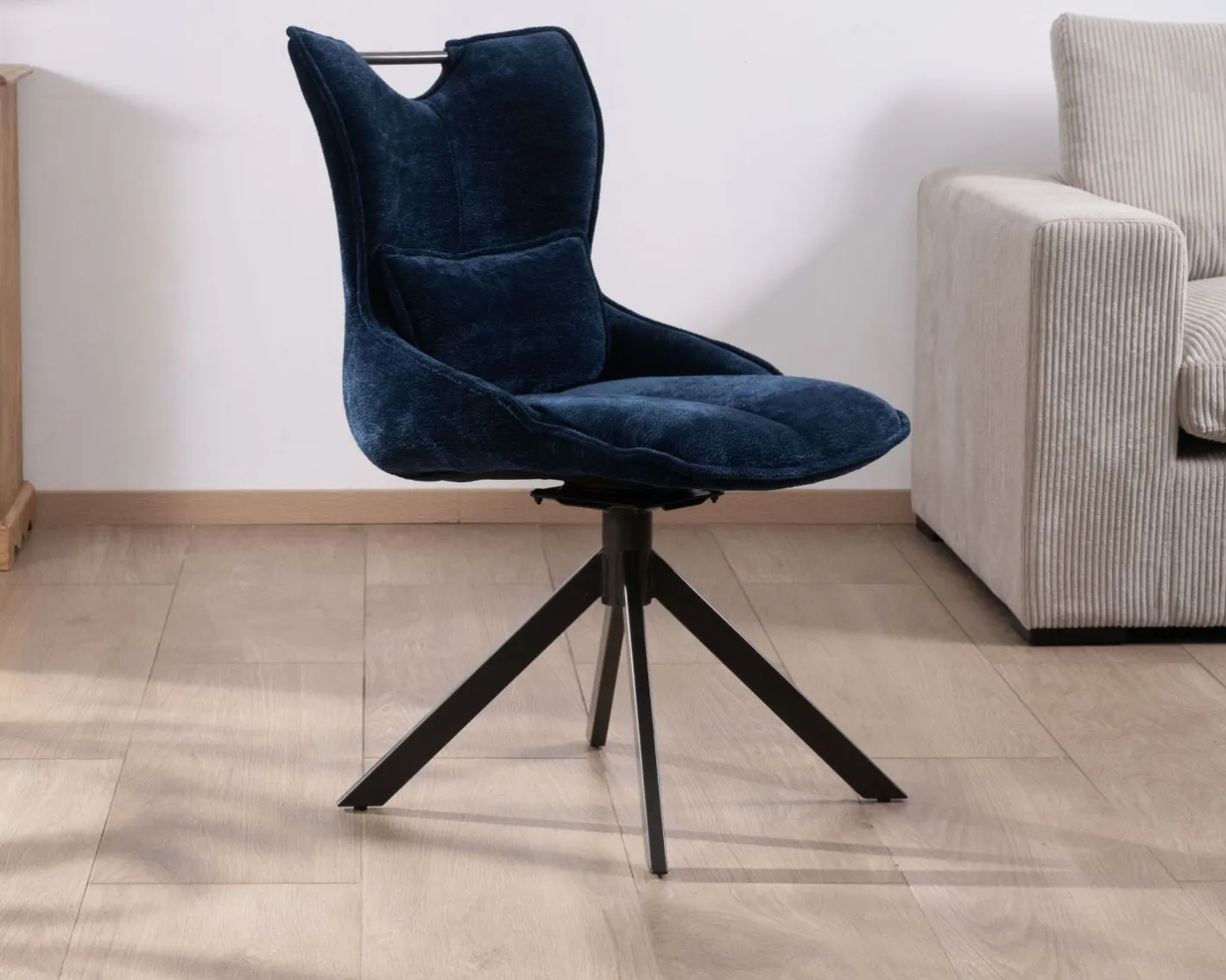 Online Lot de 2 chaises pivotantes en tissu bleu sur pied étoile en métal "Biorg" Chaise