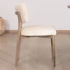 Lot de 2 chaises scandinaves en bois grisé et tissu bouclettes beige "Isadora" Chaise