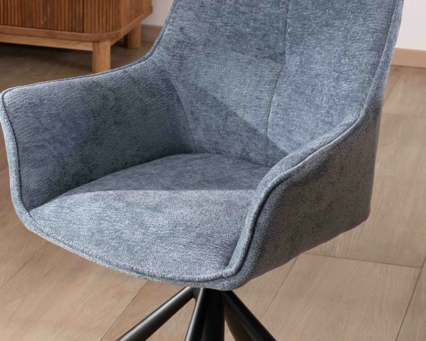 Sale Lot de 2 chaises tournantes en tissu bleu et pieds métal "Ewing" Chaise