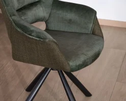 Hot Lot de 2 fauteuils de repas enveloppants en tissu bi texture vert "Chilko" avec pied pivotant en métal noir Chaise